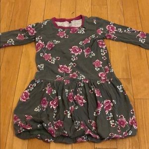 Tea dress. Long sleeve